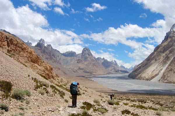 Hiking sejarah, karakteristik dan manfaat