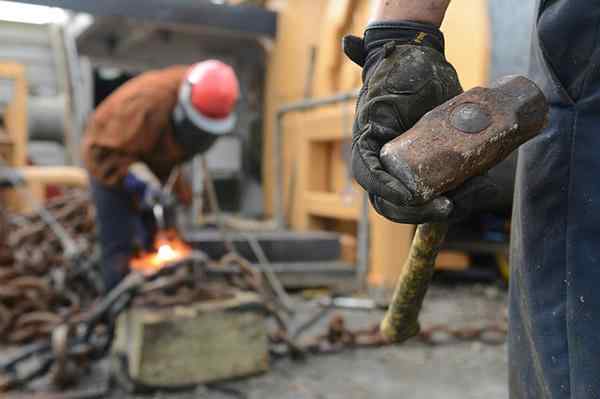 Características e vantagens do orçamento do trabalho