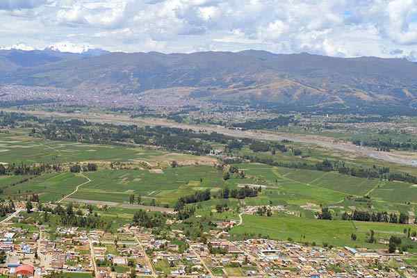 Interandinos Valles of Peru -ominaisuudet, päävallit