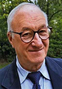 Albert Bandura Biography en Social Learning Theory