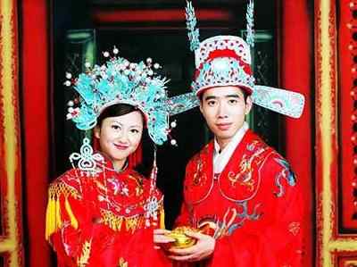 China Culture Traditions, Customs, Gastronomy, Music