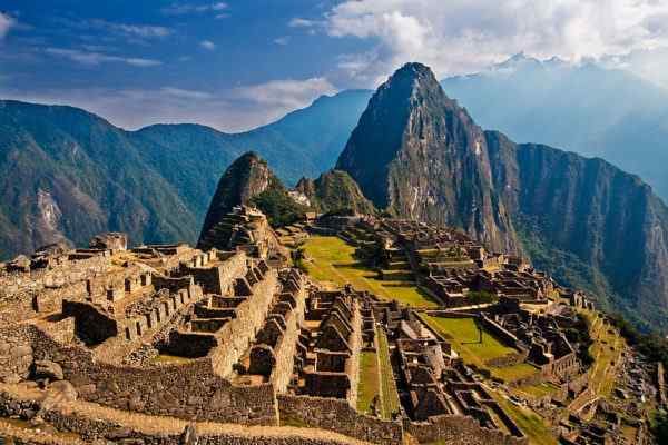 Budaya Peru Ciri -ciri, Masyarakat, Agama, Lokasi