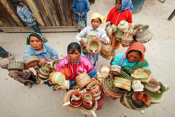 Características de Tarahumaras, comida, idioma, costumes