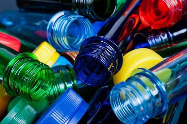 D'où vient le plastique? Historique et types