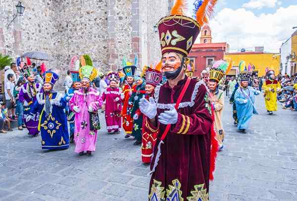 6 plesov in tipičnih najpomembnejših plesov