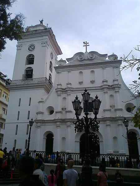 Historia katedry Caracas, cechy, opis