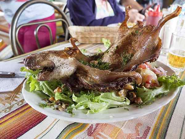 Repas typiques de la Sierra de l'Équateur