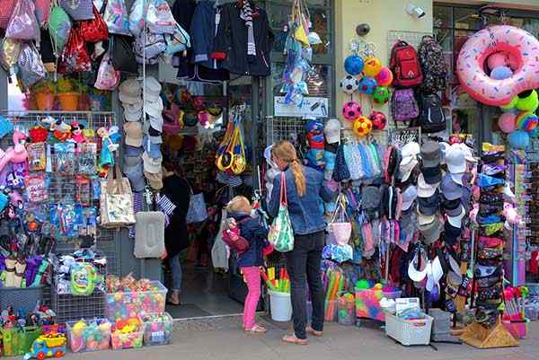 Menawarkan penentu faktor dan contoh penentu