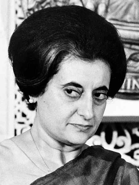 Biografia Indira Gandhi, Realizações, Governo