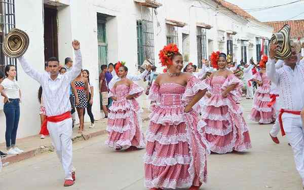 Costumi della regione caraibica colombiana (costumi tradizionali)